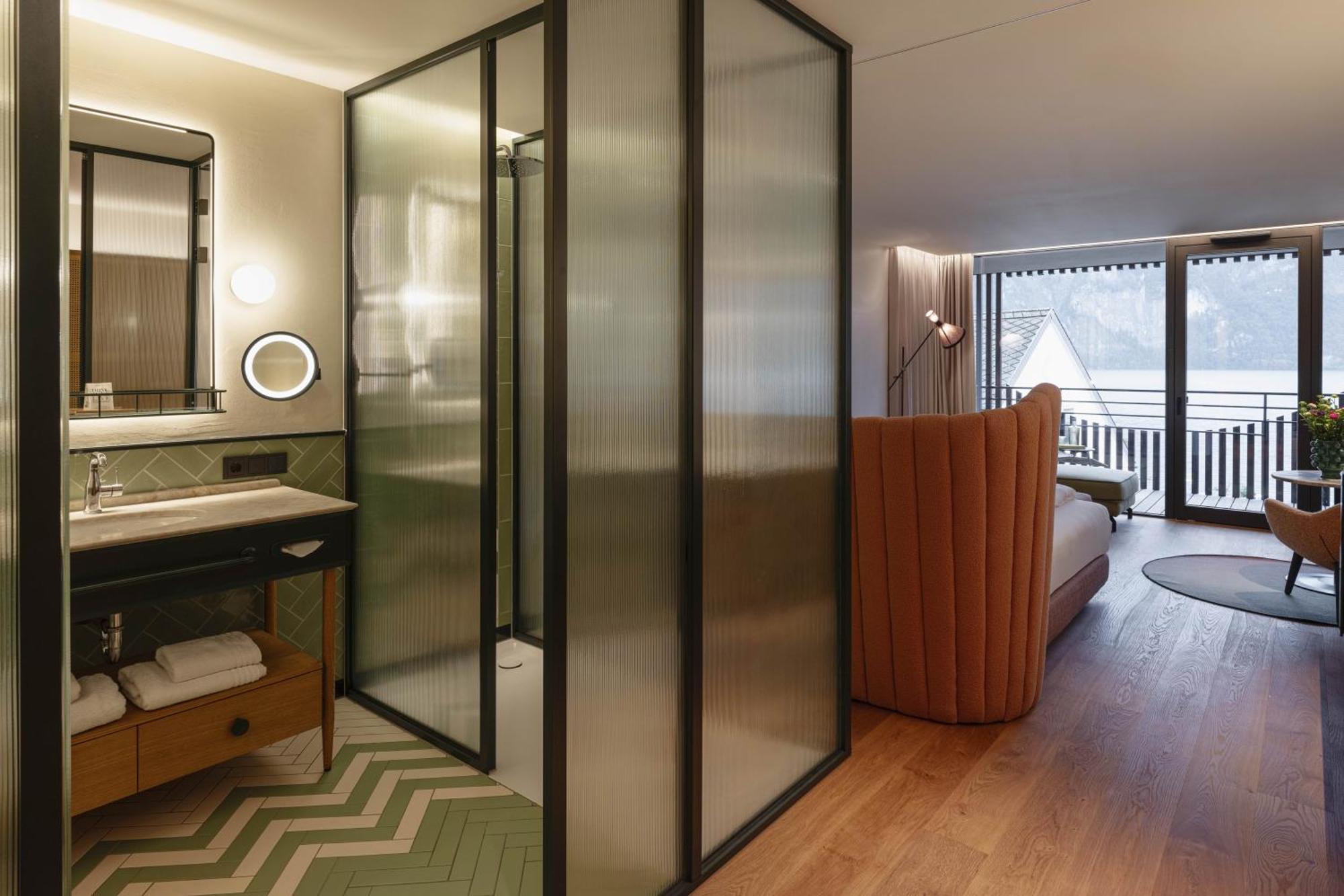 Suite mit Kingsize-Bett und Balkon